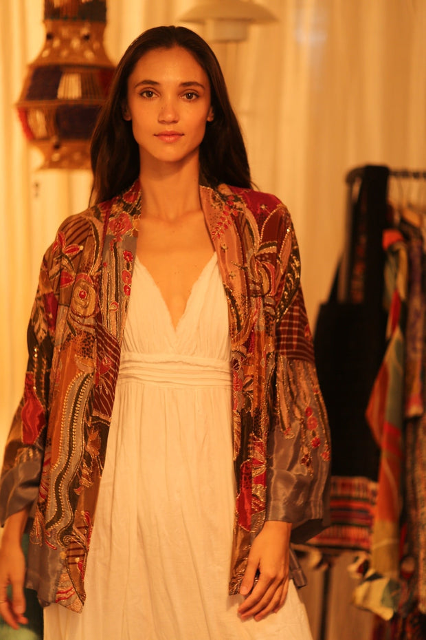 EMBROIDERED SILK SHORT KIMONO CARINE - sustainably made MOMO NEW YORK sustainable clothing, kimono slow fashion