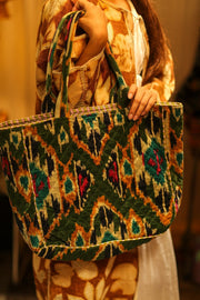 KALI VELVET BAG GREEN L - sustainably made MOMO NEW YORK sustainable clothing, bag slow fashion