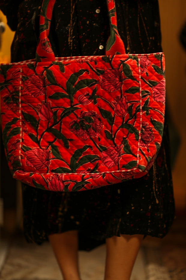 KALI VELVET BAG STRAWBERRY FLORAL M - sustainably made MOMO NEW YORK sustainable clothing, bag slow fashion