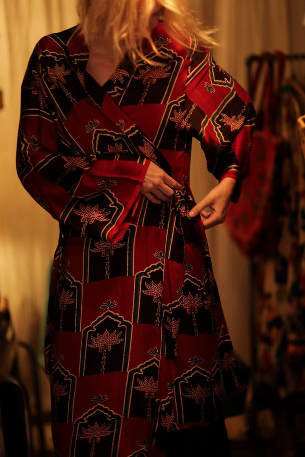 SILK KIMONO ARABIA - sustainably made MOMO NEW YORK sustainable clothing, new slow fashion